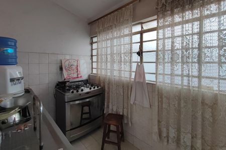 Casa à venda com 280m², 3 quartos e 2 vagas Casa à venda com 280m², 3 quartos e 2 vagasCozinha