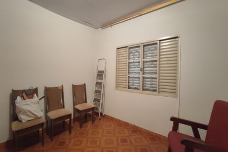 Casa à venda com 280m², 3 quartos e 2 vagas Casa à venda com 280m², 3 quartos e 2 vagasQuarto 3