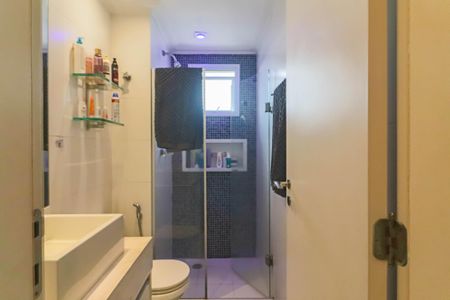 Apartamento à venda com 156m², 3 quartos e 3 vagas Apartamento à venda com 156m², 3 quartos e 3 vagasBanheiro da Suíte 2