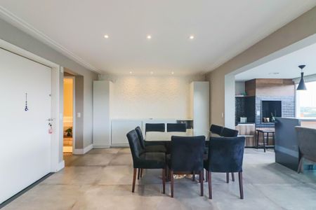 Apartamento à venda com 156m², 3 quartos e 3 vagas Apartamento à venda com 156m², 3 quartos e 3 vagasSala