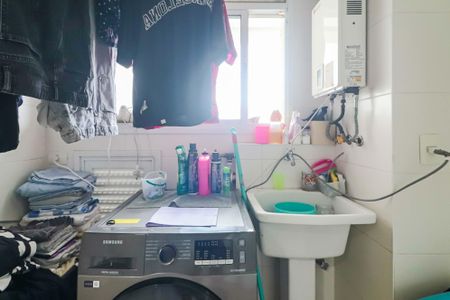 Apartamento à venda com 156m², 3 quartos e 3 vagas Apartamento à venda com 156m², 3 quartos e 3 vagasLavanderia