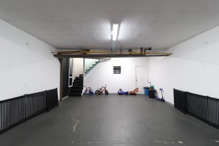 Casa de condomínio à venda com 124m², 3 quartos e 2 vagas Casa de condomínio à venda com 124m², 3 quartos e 2 vagasGaragem