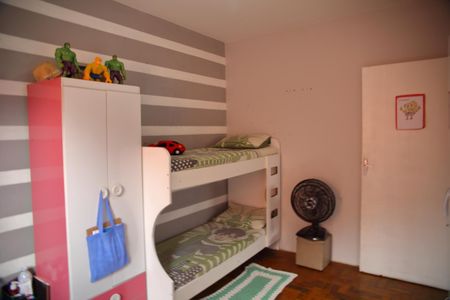 Casa à venda com 300m², 2 quartos e 2 vagasQuarto 2