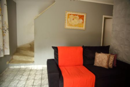 Casa à venda com 300m², 2 quartos e 2 vagasSala