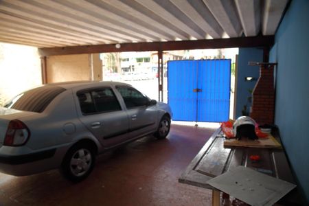 Casa à venda com 300m², 2 quartos e 2 vagasGaragem
