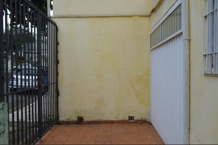 Casa à venda com 217m², 5 quartos e 2 vagasQuintal