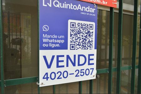 Casa à venda com 217m², 5 quartos e 2 vagasPlaquinha