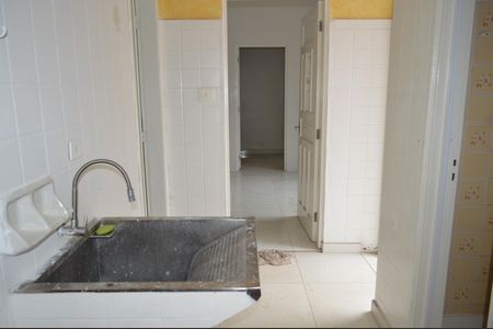 Casa à venda com 217m², 5 quartos e 2 vagasÁrea de Serviço