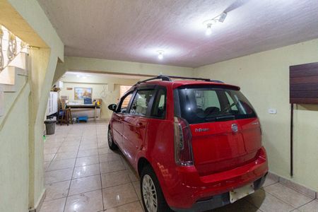 Casa à venda com 219m², 3 quartos e 3 vagas Casa à venda com 219m², 3 quartos e 3 vagasGaragem