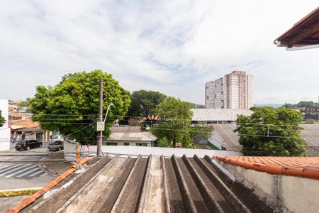 Casa à venda com 219m², 3 quartos e 3 vagas Casa à venda com 219m², 3 quartos e 3 vagasVista