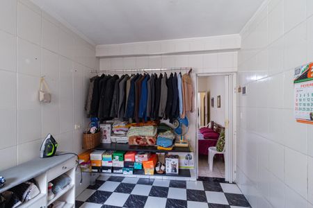 Casa à venda com 219m², 3 quartos e 3 vagas Casa à venda com 219m², 3 quartos e 3 vagasQuarto 2