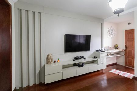 Casa à venda com 231m², 3 quartos e 3 vagas Casa à venda com 231m², 3 quartos e 3 vagasSala 1