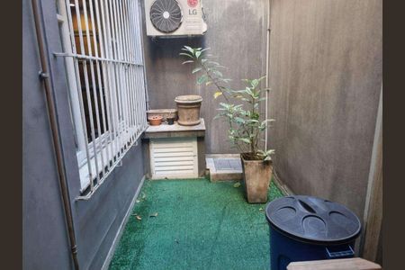 Apartamento à venda com 107m², 2 quartos e sem vaga