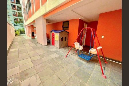 Apartamento à venda com 65m², 2 quartos e 1 vaga