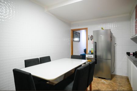 Casa à venda com 125m², 3 quartos e 1 vaga Casa à venda com 125m², 3 quartos e 1 vagaCozinha