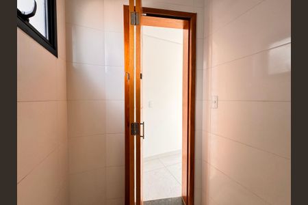 Apartamento à venda com 100m², 2 quartos e 1 vagaBanheiro da Suíte