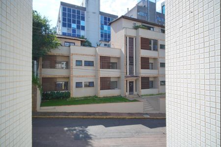 Apartamento à venda com 189m², 3 quartos e 2 vagasQuarto 2 - Vista