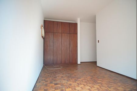 Apartamento à venda com 189m², 3 quartos e 2 vagasQuarto 3