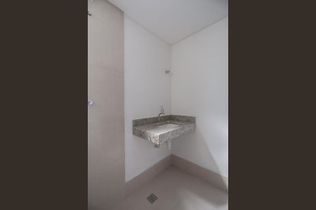 Apartamento à venda com 38m², 1 quarto e sem vaga Apartamento à venda com 38m², 1 quarto e sem vagaBanheiro da Suíte