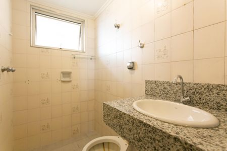 Apartamento à venda com 100m², 3 quartos e 1 vaga Apartamento à venda com 100m², 3 quartos e 1 vagaBanheiro da Suíte