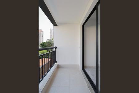 Apartamento à venda com 38m², 1 quarto e sem vaga Apartamento à venda com 38m², 1 quarto e sem vagaVaranda