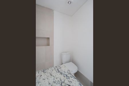 Apartamento à venda com 37m², 1 quarto e sem vaga Apartamento à venda com 37m², 1 quarto e sem vagaBanheiro da Suíte