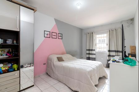 Casa à venda com 178m², 3 quartos e 2 vagas Casa à venda com 178m², 3 quartos e 2 vagasQuarto 2