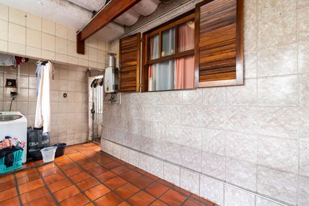 Casa à venda com 178m², 3 quartos e 2 vagas Casa à venda com 178m², 3 quartos e 2 vagasÁrea de Serviço e Garagem