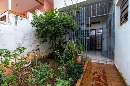 Casa à venda com 178m², 3 quartos e 2 vagas Casa à venda com 178m², 3 quartos e 2 vagasÁrea Externa