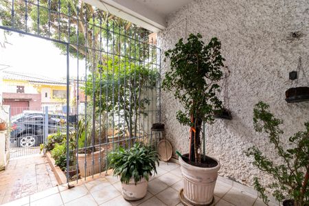 Casa à venda com 178m², 3 quartos e 2 vagas Casa à venda com 178m², 3 quartos e 2 vagasÁrea Externa