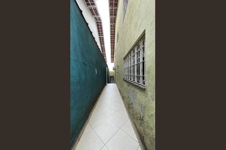 Casa à venda com 150m², 4 quartos e 2 vagas Casa à venda com 150m², 4 quartos e 2 vagasCorredor Externo