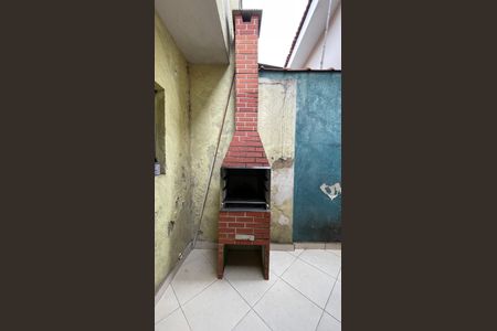 Casa à venda com 150m², 4 quartos e 2 vagas Casa à venda com 150m², 4 quartos e 2 vagasChurrasqueira