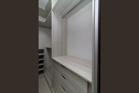 Apartamento à venda com 88m², 1 quarto e 2 vagas Apartamento à venda com 88m², 1 quarto e 2 vagasSuíte