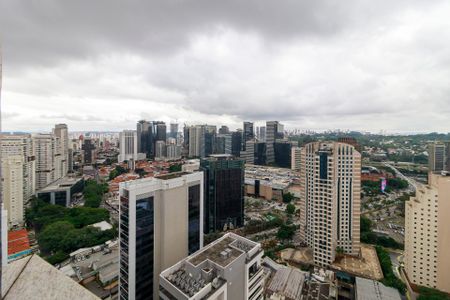 Apartamento à venda com 88m², 1 quarto e 2 vagas Apartamento à venda com 88m², 1 quarto e 2 vagasVista da Varanda da Suíte