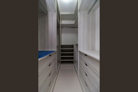 Apartamento à venda com 88m², 1 quarto e 2 vagas Apartamento à venda com 88m², 1 quarto e 2 vagasSuíte