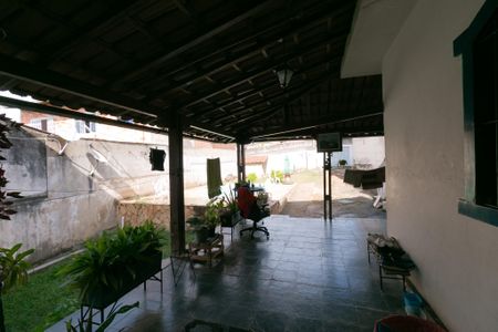 Casa à venda com 170m², 2 quartos e 10 vagas Casa à venda com 170m², 2 quartos e 10 vagasVista Sala