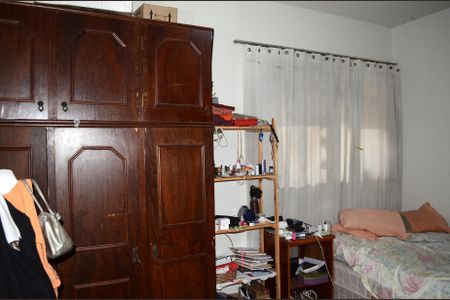 Casa à venda com 154m², 3 quartos e 6 vagasQuarto 1