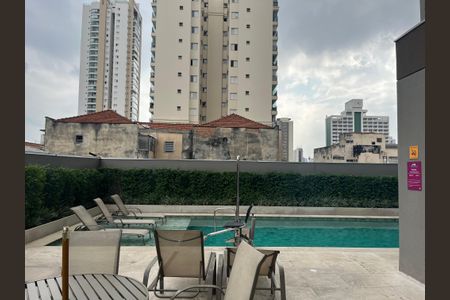 Apartamento à venda com 25m², 1 quarto e sem vaga Apartamento à venda com 25m², 1 quarto e sem vagaÁrea comum - Piscina