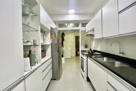 Apartamento à venda com 138m², 3 quartos e 1 vagaCozinha