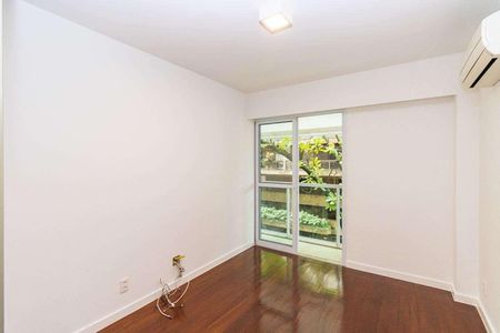 Apartamento à venda com 200m², 3 quartos e 3 vagas