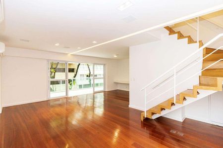 Apartamento à venda com 200m², 3 quartos e 3 vagas