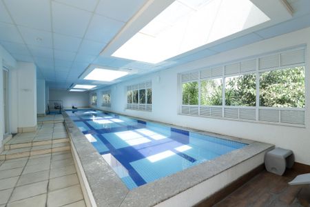 Apartamento à venda com 42m², 1 quarto e 1 vagaPiscina