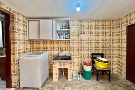 Casa para alugar com 136m², 2 quartos e 3 vagas Casa para alugar com 136m², 2 quartos e 3 vagasÁrea de Serviço