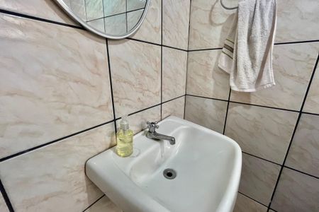 Casa para alugar com 136m², 2 quartos e 3 vagas Casa para alugar com 136m², 2 quartos e 3 vagasBanheiro de serviço