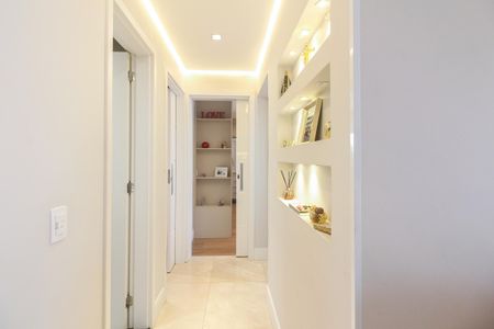 Apartamento à venda com 78m², 3 quartos e 2 vagas Apartamento à venda com 78m², 3 quartos e 2 vagasCorredor de Acesso