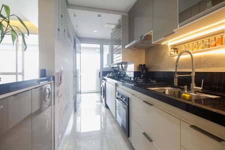 Apartamento à venda com 78m², 3 quartos e 2 vagas Apartamento à venda com 78m², 3 quartos e 2 vagasCozinha