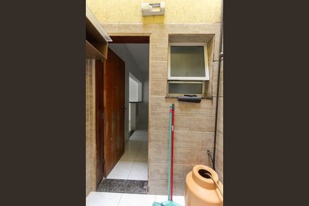 Casa de condomínio à venda com 77m², 2 quartos e 1 vaga Casa de condomínio à venda com 77m², 2 quartos e 1 vagaÁrea de Serviço