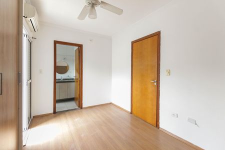 Casa de condomínio à venda com 77m², 2 quartos e 1 vaga Casa de condomínio à venda com 77m², 2 quartos e 1 vagaSuíte