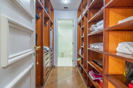 Apartamento à venda com 609m², 5 quartos e 5 vagas Apartamento à venda com 609m², 5 quartos e 5 vagasFoto 45