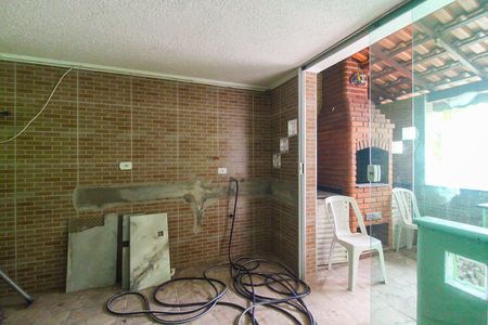 Casa à venda com 300m², 4 quartos e 1 vagaSalão
